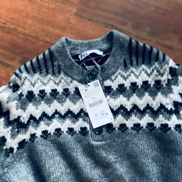 NWT ZARA Sweater. - Picture 3 of 6